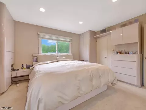 89 Baldwin Ter, Wayne, NJ 07470 photo 27