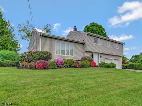 89 Baldwin Ter, Wayne, NJ 07470 photo 3