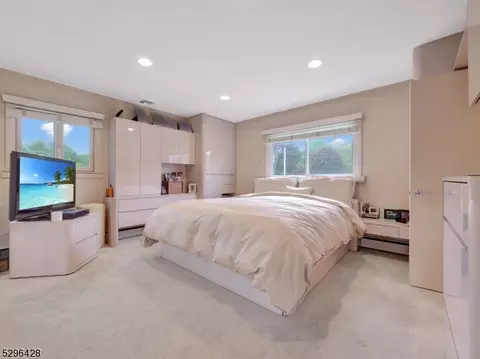 89 Baldwin Ter, Wayne, NJ 07470 photo 26