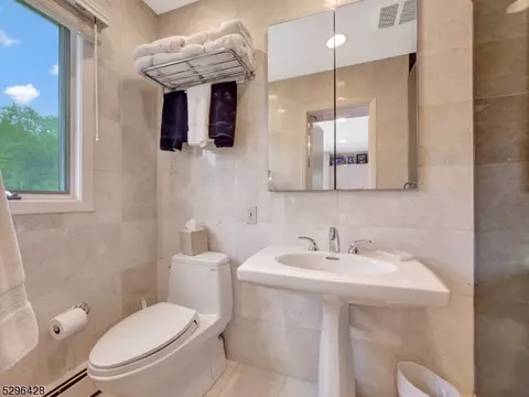 89 Baldwin Ter, Wayne, NJ 07470 photo 28