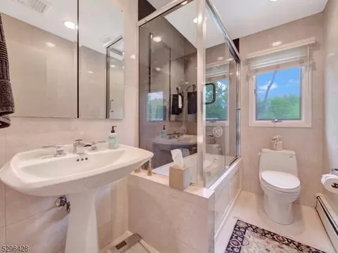 89 Baldwin Ter, Wayne, NJ 07470 photo 33