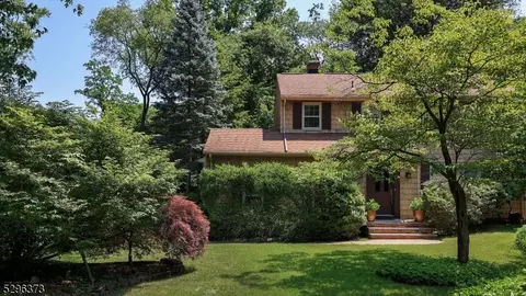 232 Golf Edge Dr, Westfield, NJ 07090