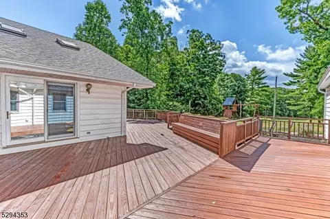 2 Britton Dr, Flemington, NJ 08822 photo 18