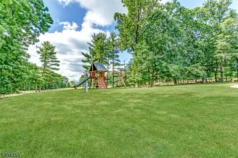 2 Britton Dr, Flemington, NJ 08822 photo 37