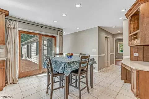 2 Britton Dr, Flemington, NJ 08822 photo 8