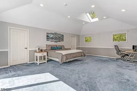 2 Britton Dr, Flemington, NJ 08822 photo 12