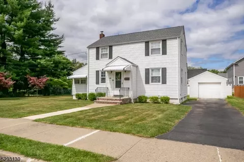 39 Jackson Ave, Dover, NJ 07801