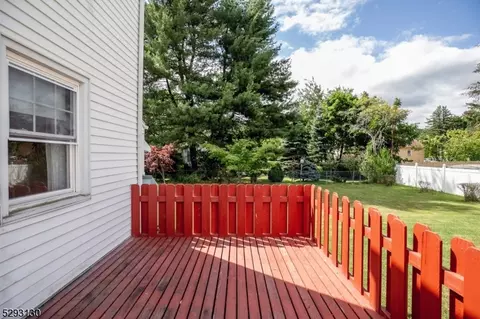 39 Jackson Ave, Dover, NJ 07801 photo 24