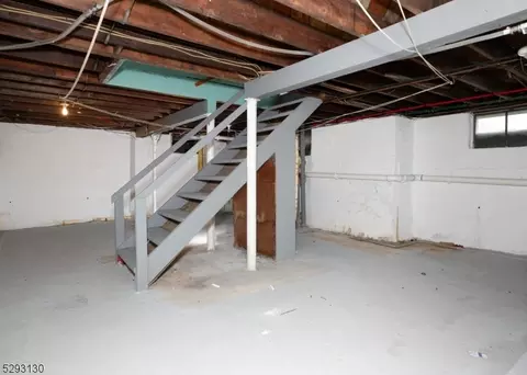 39 Jackson Ave, Dover, NJ 07801 photo 22