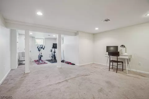 37 Hillside Ter, Summit, NJ 07901 photo 23