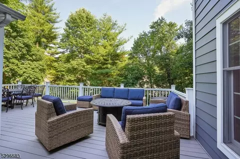 37 Hillside Ter, Summit, NJ 07901 photo 25