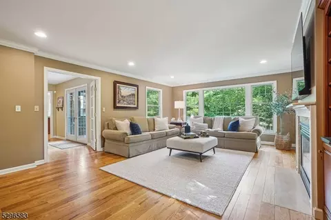 37 Hillside Ter, Summit, NJ 07901 photo 11