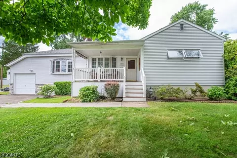 135 Allentown Rd, Parsippany-troy Hills Twp, NJ 07054