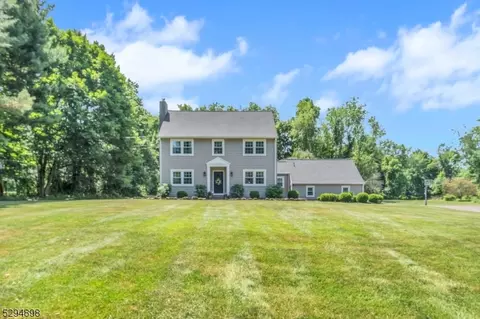 245 Pleasant Grove Rd, Washington Twp, NJ 07853
