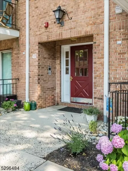 46 John St #3A, Bloomfield, NJ 07003