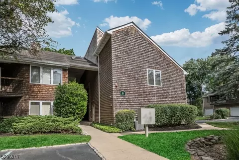 8 Tulip Cres #2B, Little Falls, NJ 07424