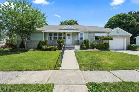 36 N 11th Ave, Manville, NJ 08835