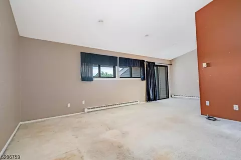 64 Overlook Dr, Clinton, NJ 08809 photo 4