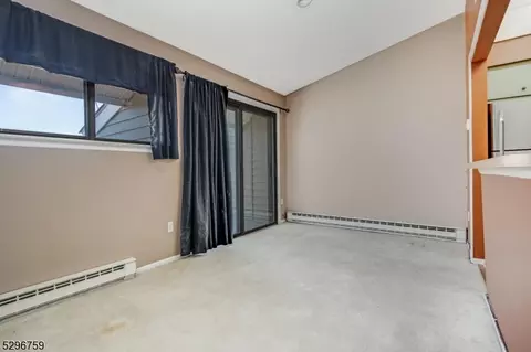 64 Overlook Dr, Clinton, NJ 08809 photo 6