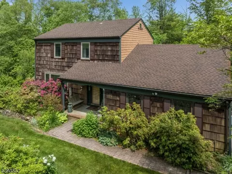 100 Rockafellows Mill Rd, Flemington, NJ 08822