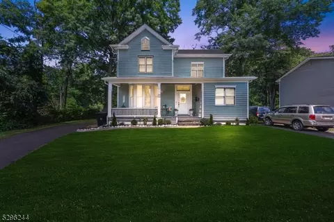 100-102 Jefferson Ave, Green Brook, NJ 08812