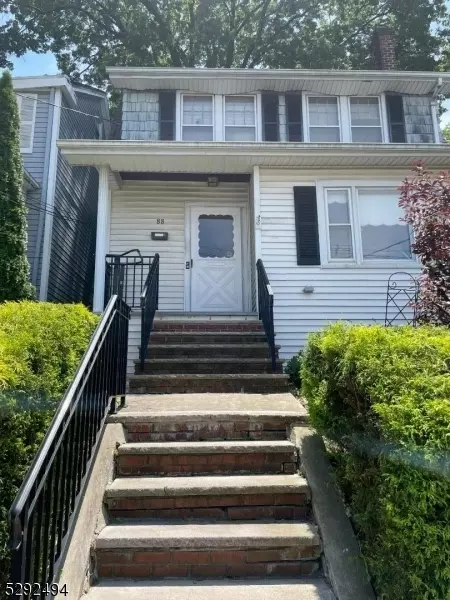 88 Hill St, Bloomfield, NJ 07003