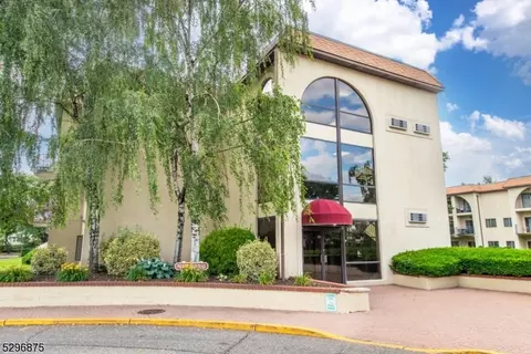 2 Ann St UNIT N305, Clifton, NJ 07013