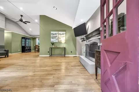 6 Servis Rd, Montgomery, NJ 08558