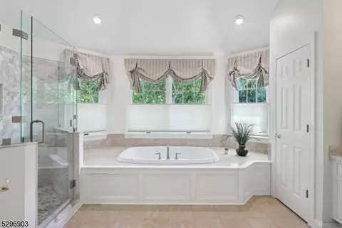 3 Wolf Ln, Bernards, NJ 07920 photo 18