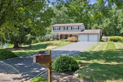 609 Plymouth Ct, Somerville, NJ 08876