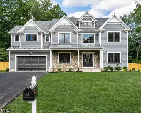 11 N Alward Ave, Basking Ridge, NJ 07920
