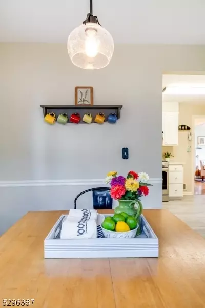 Dining - 21 Webster Ave, Summit, NJ 07901 photo 5 of 5