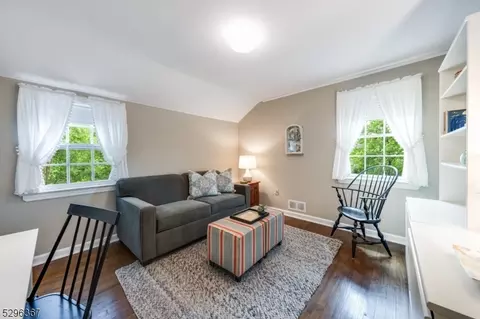 Bedroom - 21 Webster Ave, Summit, NJ 07901 photo 4 of 4