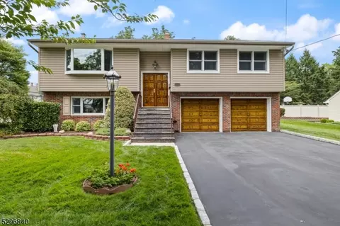 311 Shea Dr, New Milford, NJ 07646