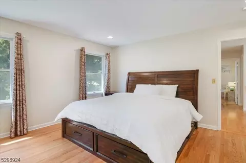 81 Beech Rd, Randolph, NJ 07869 photo 16