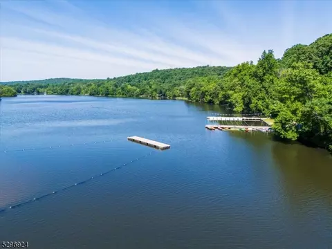 81 Beech Rd, Randolph, NJ 07869 photo 33