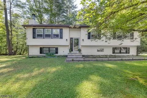 297 New Rd, Montague, NJ 07827