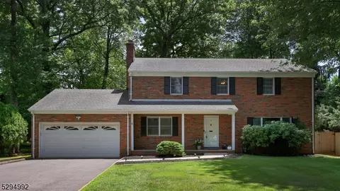 1 Normandy Dr, Westfield, NJ 07090