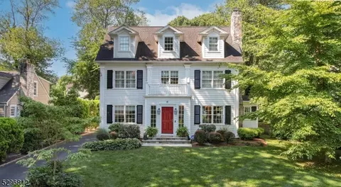 11 Yarmouth Rd, Chatham Twp, NJ 07928