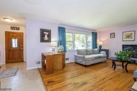304 Marsh, Plainfield, NJ 07060 photo 3