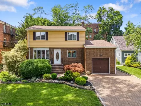 101 Warren St, Nutley, NJ 07110