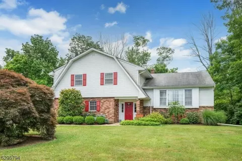 37 Two Bridges Rd, Montville Twp, NJ 07082