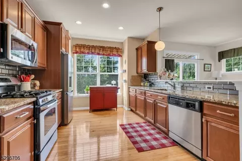 75 Indigo Rd, Hackettstown, NJ 07840 photo 5