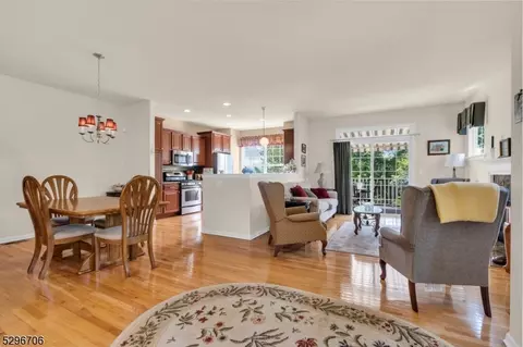 75 Indigo Rd, Hackettstown, NJ 07840 photo 9