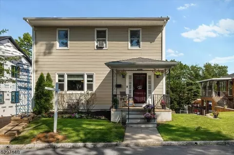 282 Wood Ridge St, Wood-ridge Boro, NJ 07075