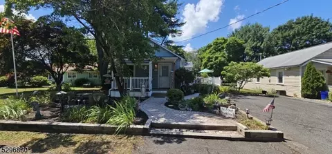 47 First St, Hillsborough Twp, NJ 08821 photo 2
