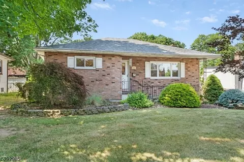 870 Nassau St, North Brunswick Twp, NJ 08902