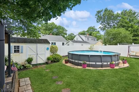 429 Fairview Ave, Middlesex, NJ 08846 photo 22