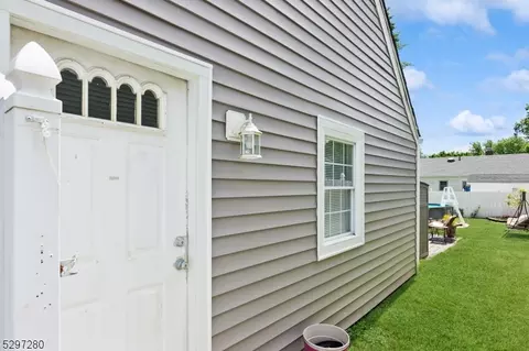 429 Fairview Ave, Middlesex, NJ 08846 photo 26