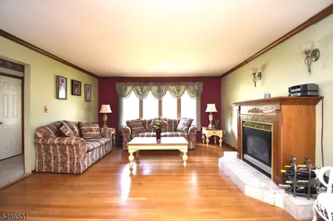 39 Cathyann Ct, Wayne, NJ 07470 photo 11